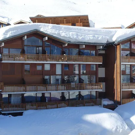 Apartment Renove A Le Lac, Proche Pistes Et Commerces, Balcon Et Terrasse Privative - Fr-1-502-425 *