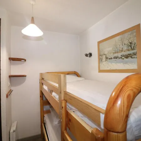 Rénové Proche Pistes Et Commerces Avec Balcon - Fr-1-502-425 Tignes